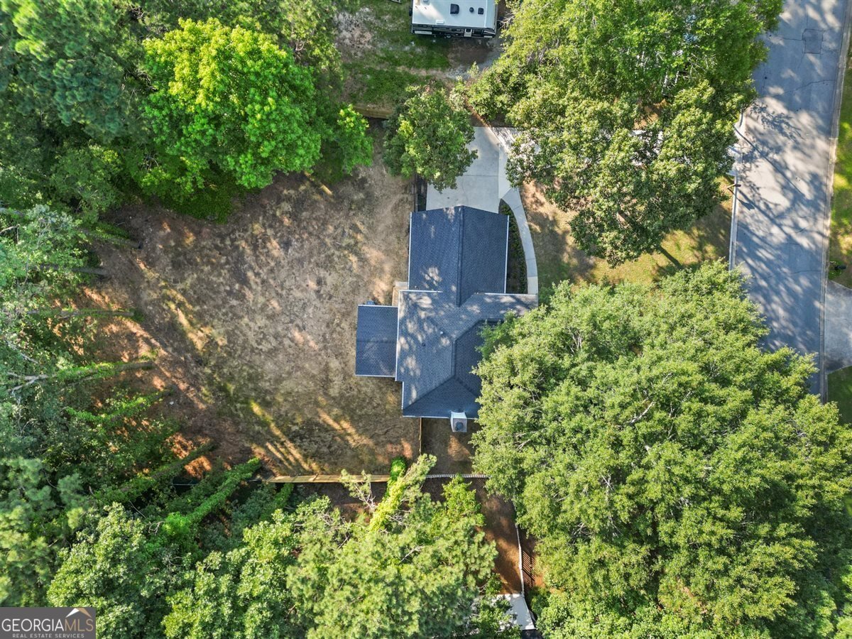 2135 Huntington Drive Loganville - 27
