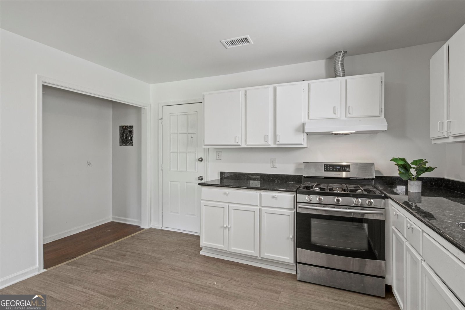 5861 Community Road Mableton - 3