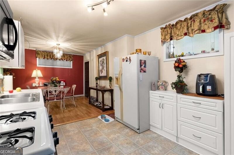 2355 Ewing Drive Brookhaven - 32