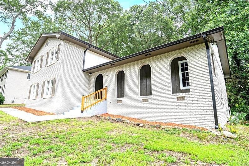 4262 HAMBRICK Way Stone Mountain - 14