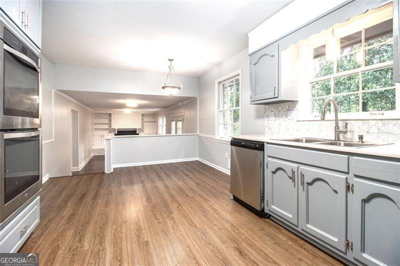 4262 HAMBRICK Way Stone Mountain - 22