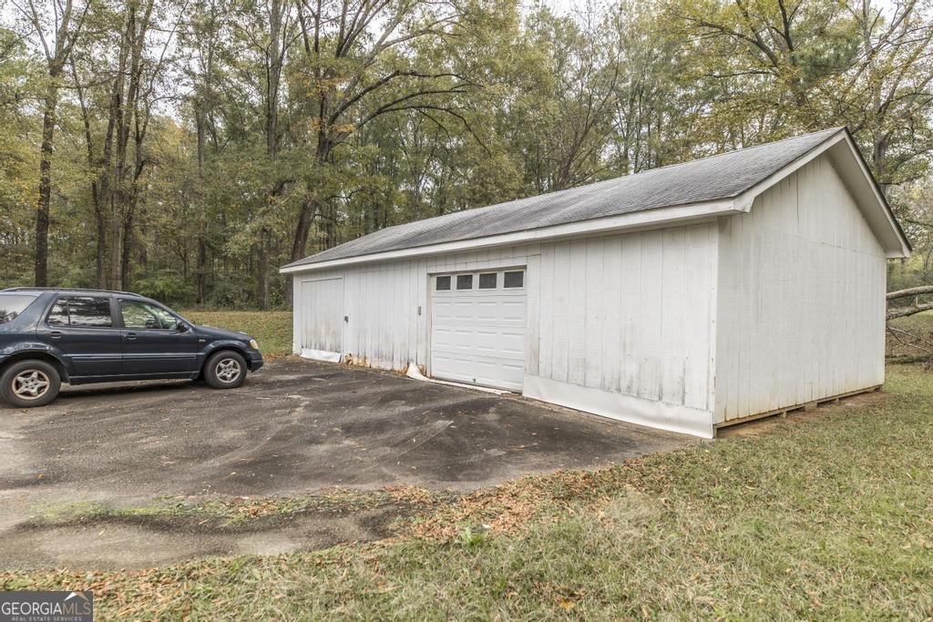 6909 Forsyth Road Macon - 40