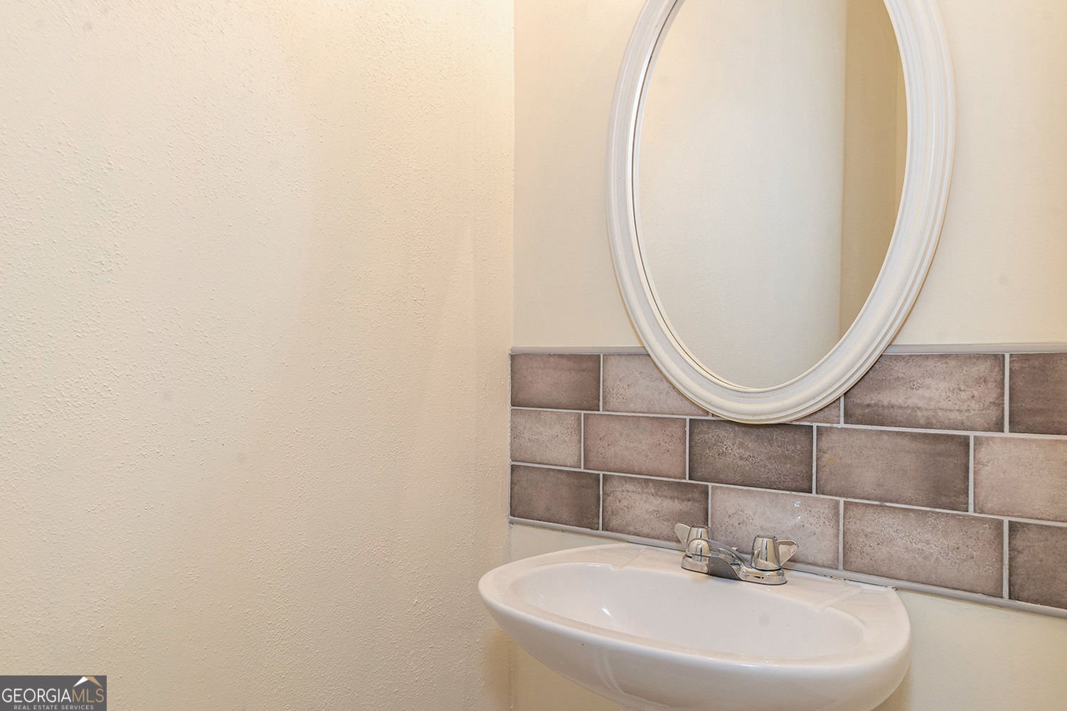 2284 Nicole Drive Hampton - 7