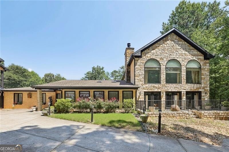 1024 Lake Charles Drive Roswell - 1