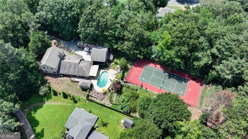 1024 Lake Charles Drive Roswell - 38
