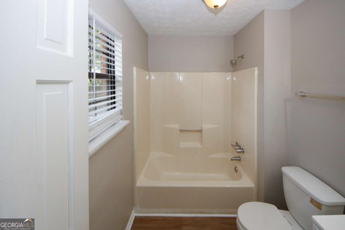 500 Carillon Court Stone Mountain - 4