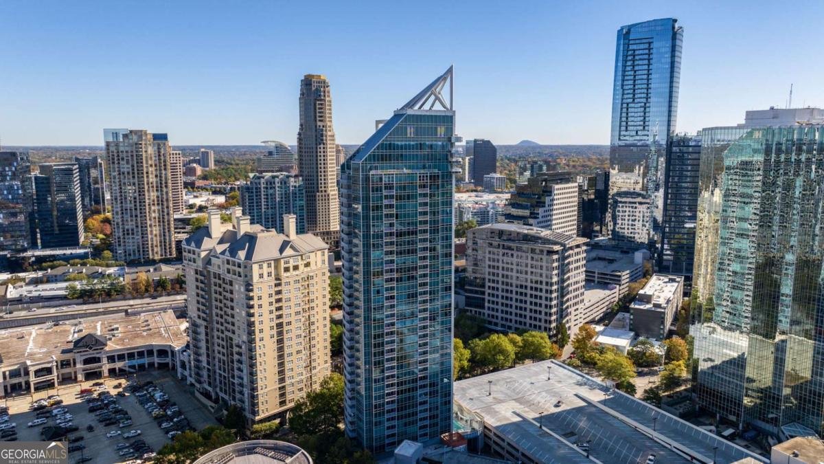 3338 Peachtree Road Atlanta - 17