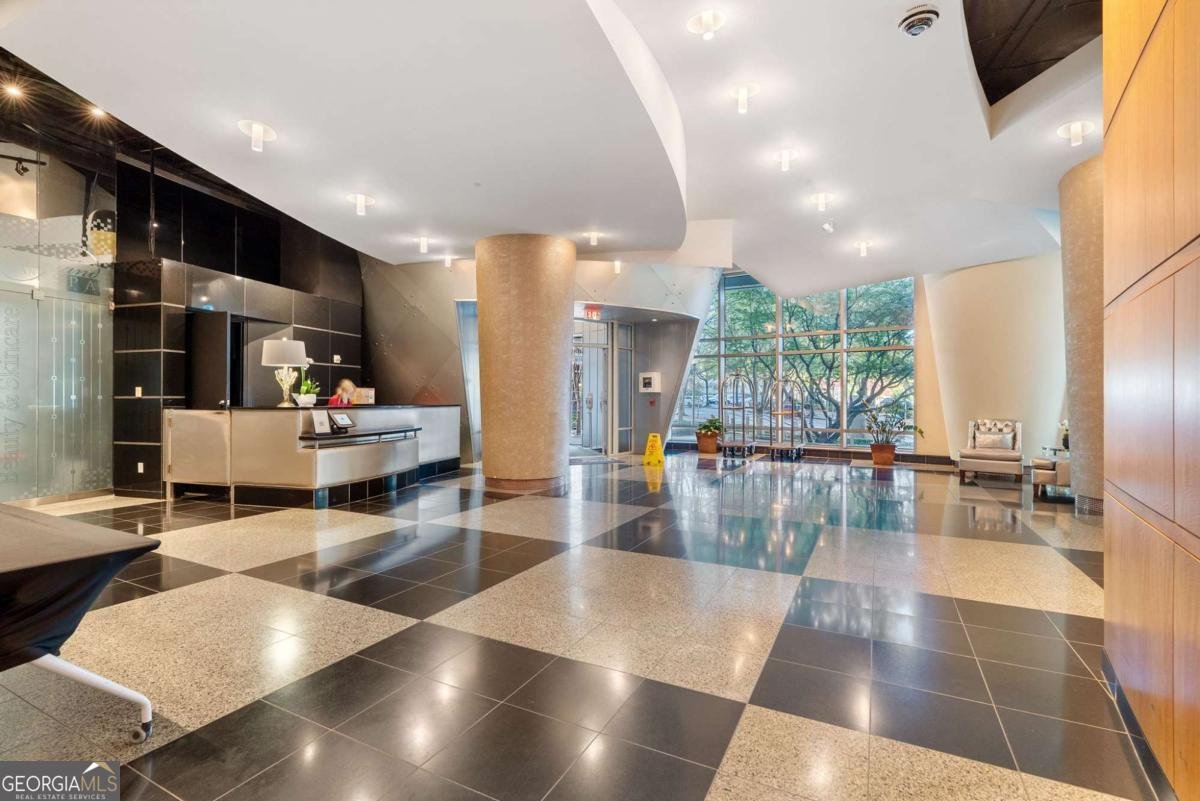 3338 Peachtree Road Atlanta - 26