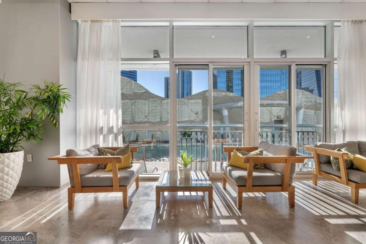 3338 Peachtree Road Atlanta - 28