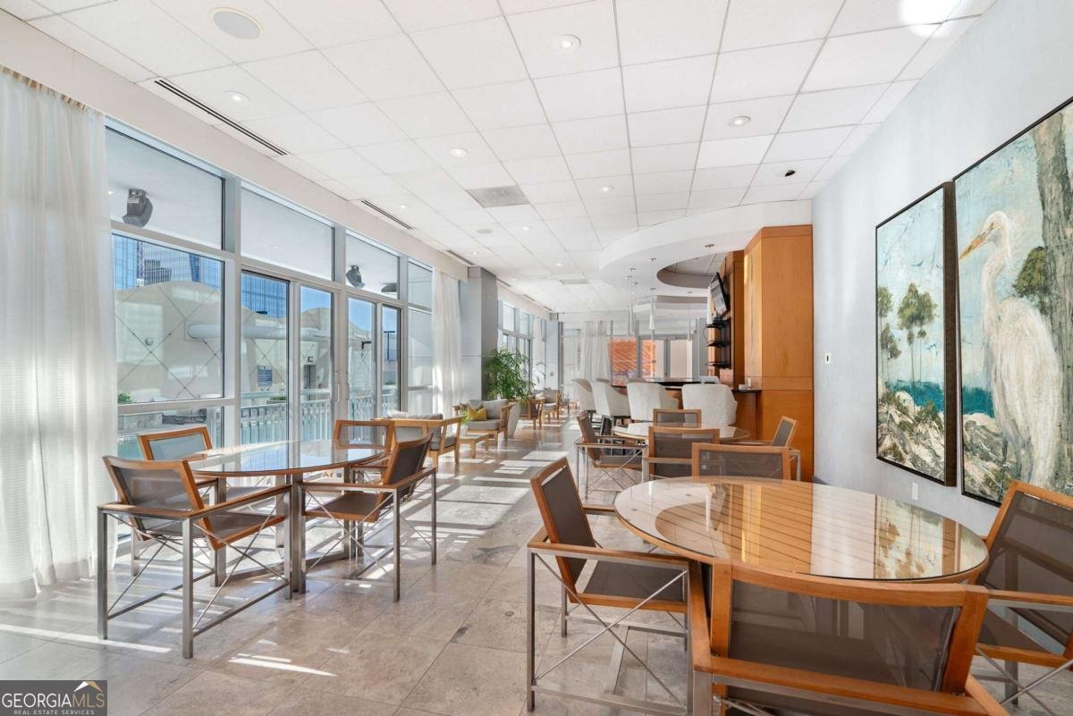 3338 Peachtree Road Atlanta - 30
