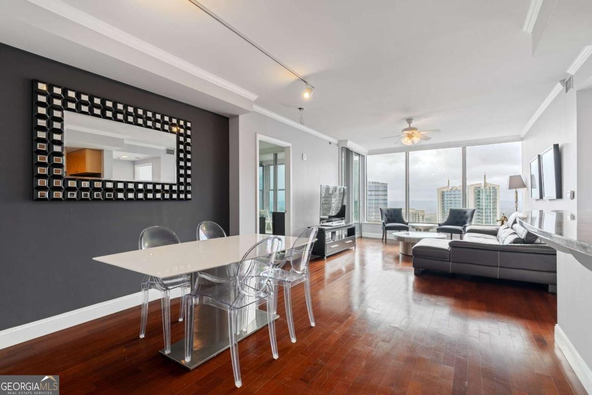 3338 Peachtree Road Atlanta - 49