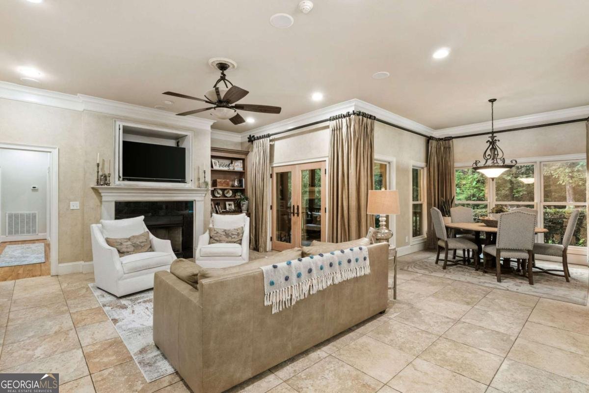 2118 Chatham Dalton - 10