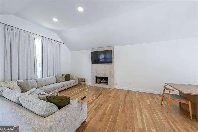 503 Rising Drive Woodstock - 5