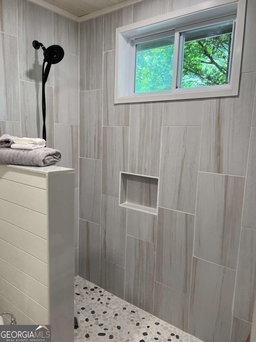 448 Hidden Valley Road Cleveland - 12