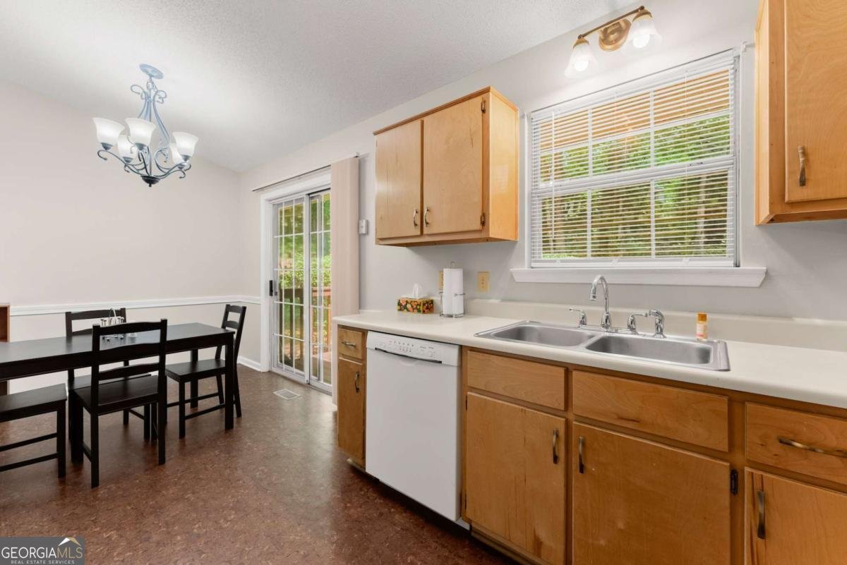 6311 Bent Oaks Court Flowery Branch - 17