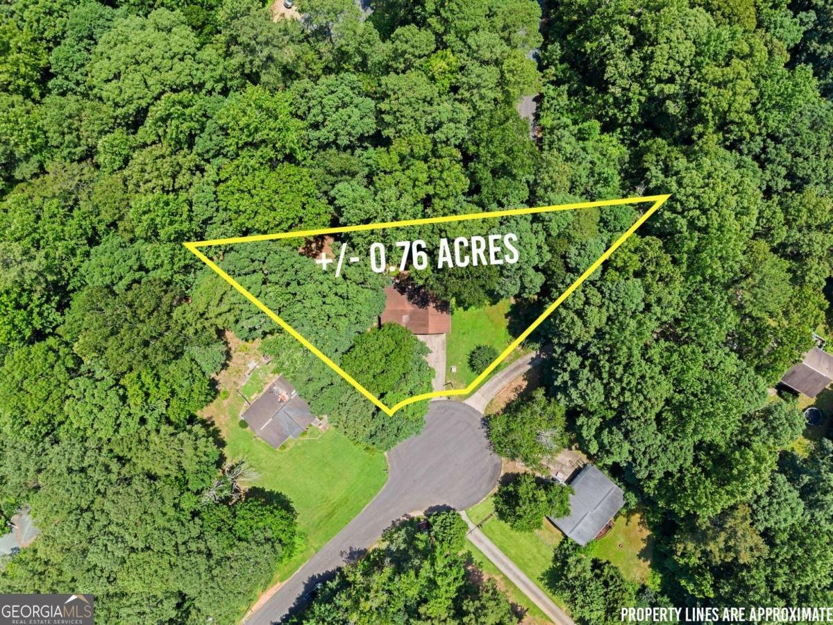 6311 Bent Oaks Court Flowery Branch - 3