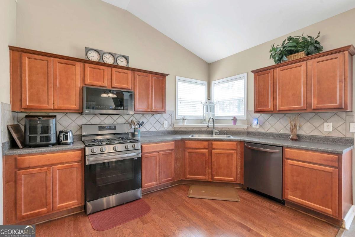 918 HARVEST BROOK Drive Lawrenceville - 6