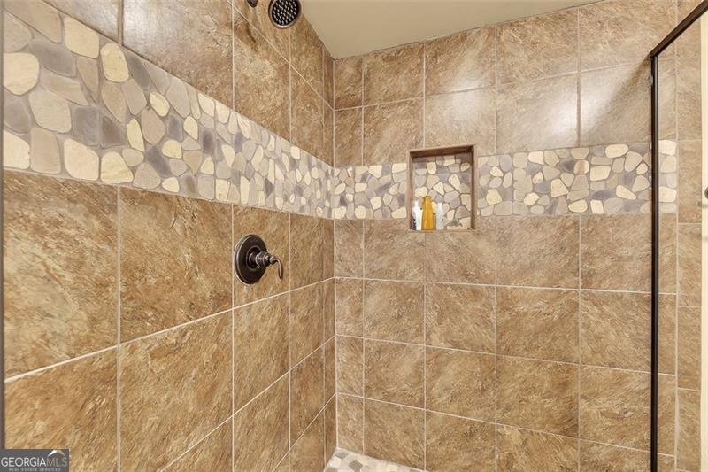 51 MOUNTAIN RIDGE Drive Cartersville - 52