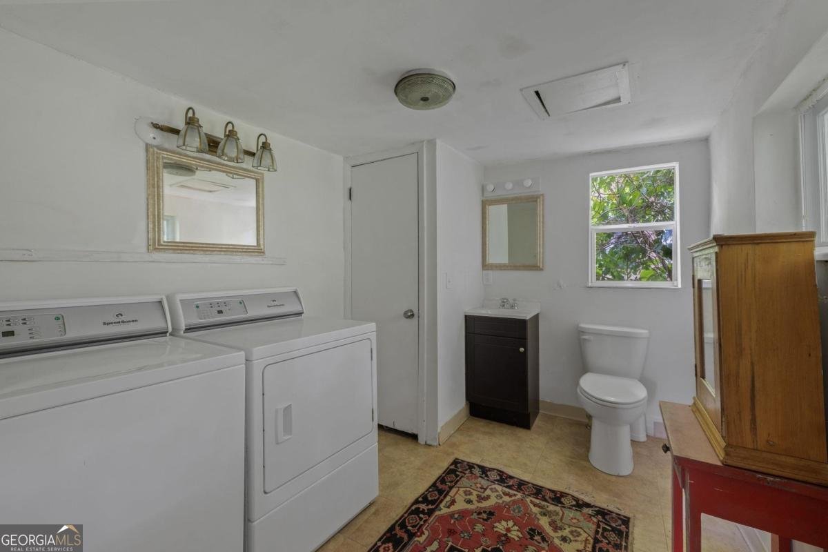 204 Jefferson Avenue Eatonton - 47