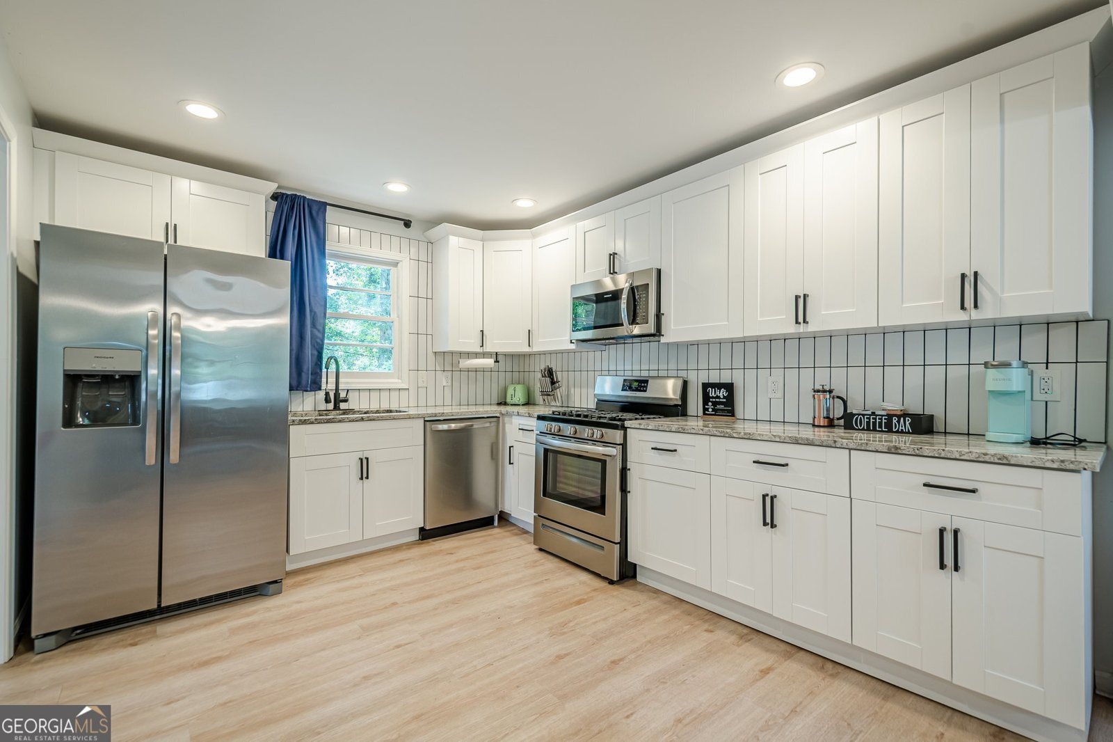 3833 Bakers Ferry Road Atlanta - 14