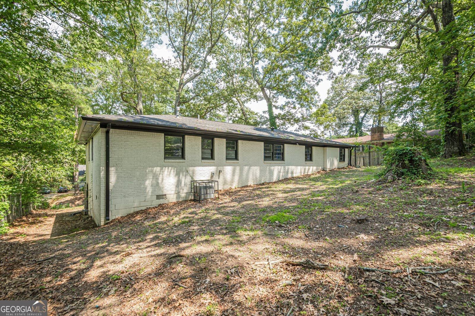 3833 Bakers Ferry Road Atlanta - 33