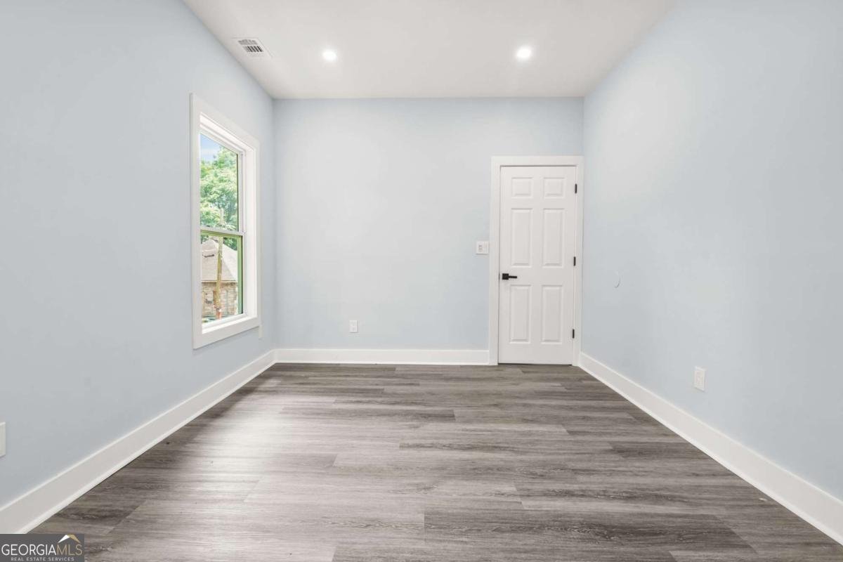935 PELHAM Street Atlanta - 21