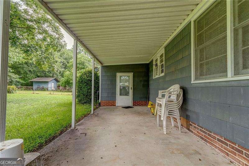 61 Rooney Road Rome - 15