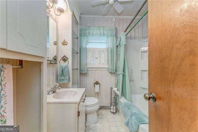61 Rooney Road Rome - 23