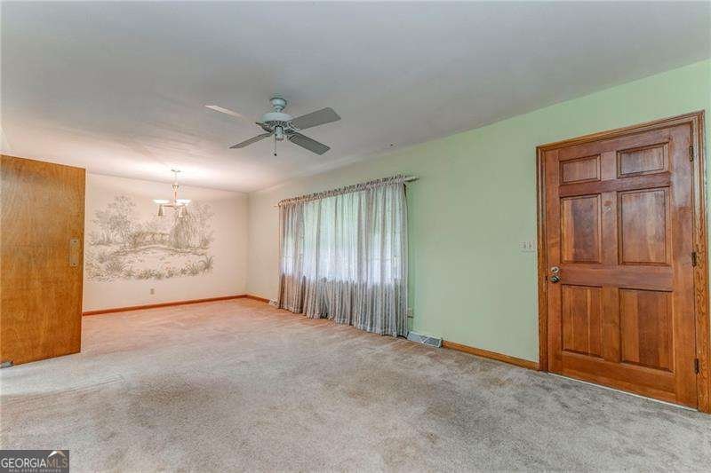 61 Rooney Road Rome - 30