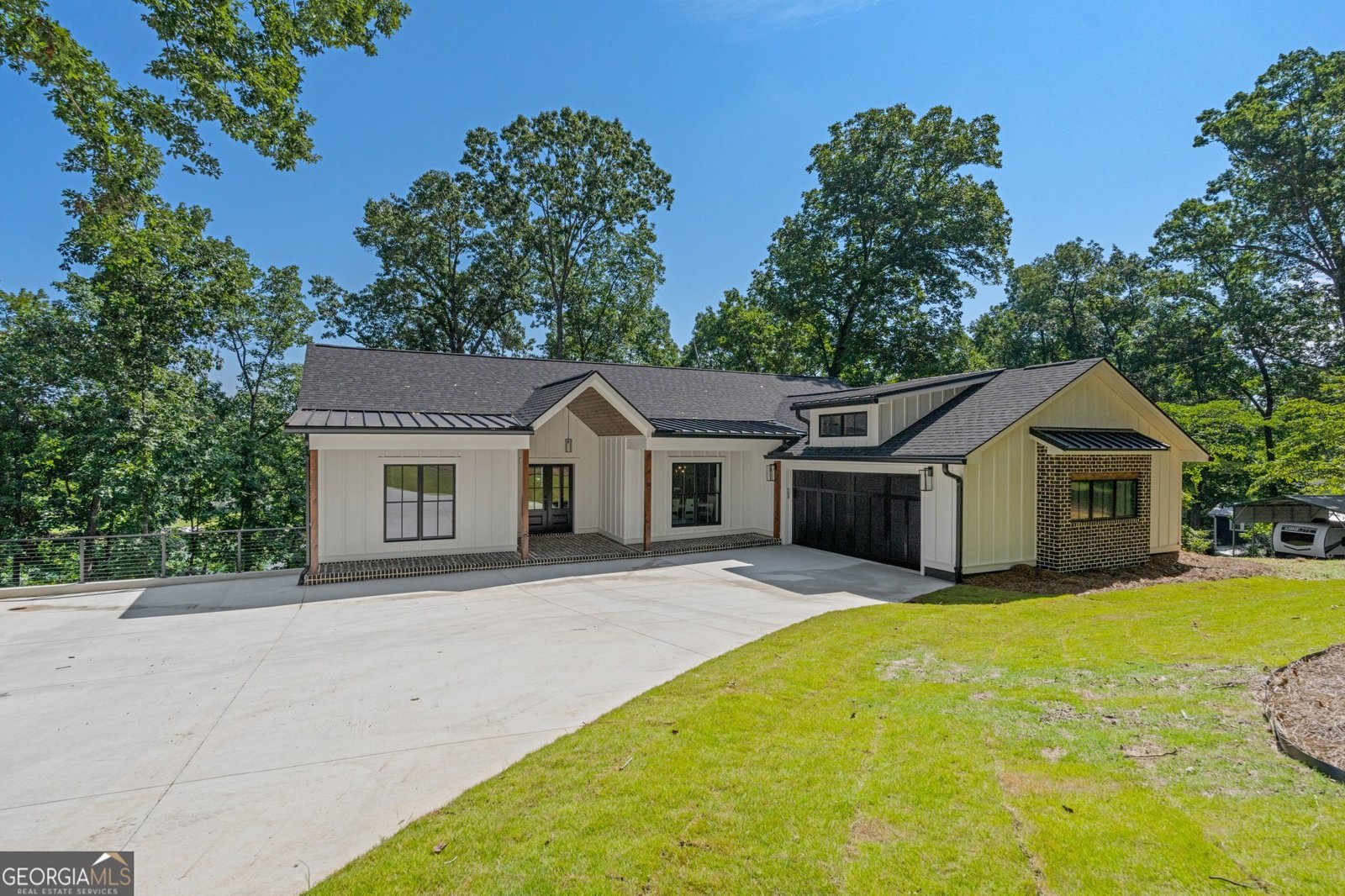 486 Mockingbird Lane Lavonia - 2