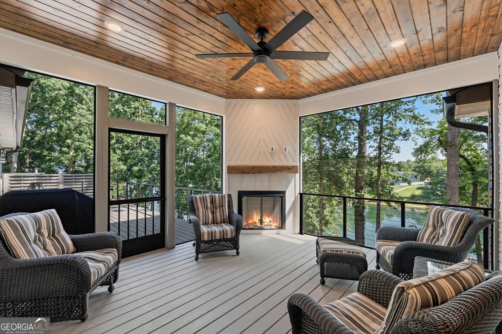 486 Mockingbird Lane Lavonia - 23
