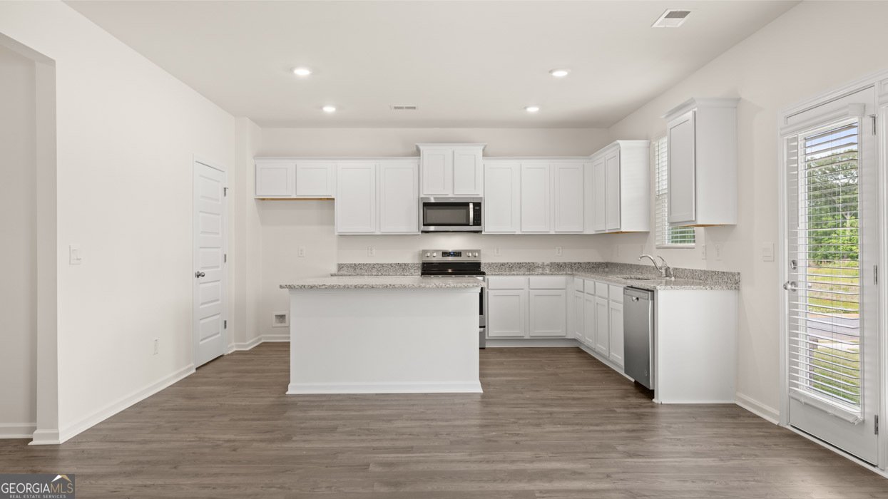612 Whitman Lane Stockbridge - 8