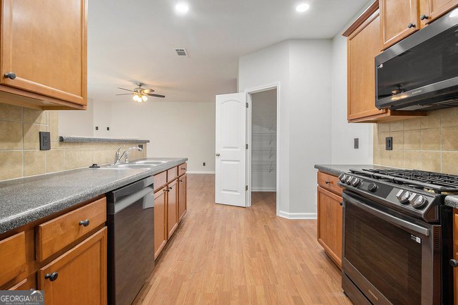 4305 Comfort Trail Union City - 12