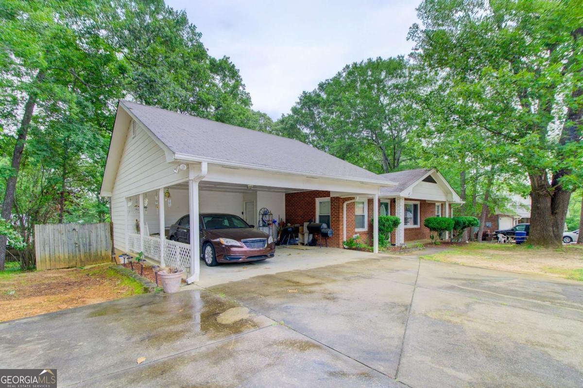 281 springdale drive Winder - 2