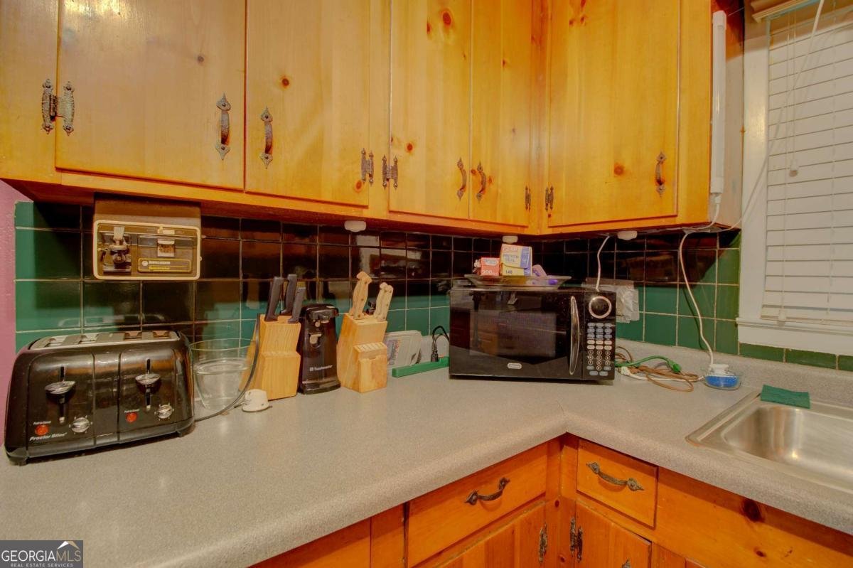 281 springdale drive Winder - 6