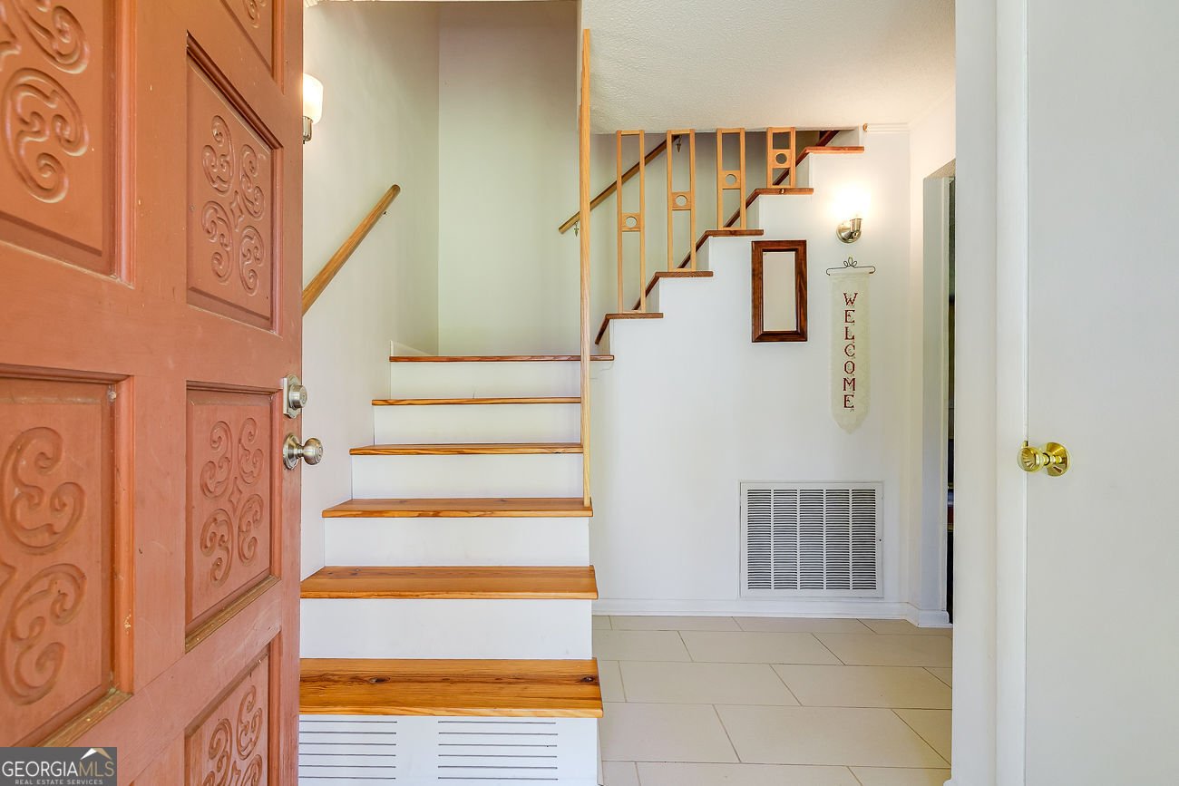 388 Whitehill Road Sylvania - 2