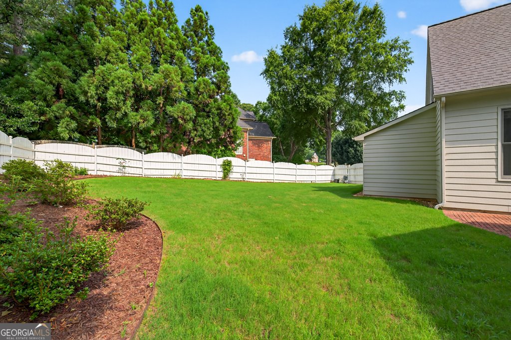 2559 Dunhaven Glen Snellville - 8