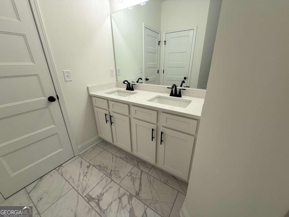 3229 TRADITIONS Way Jefferson - 34