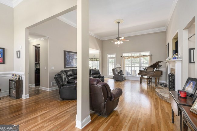 103 Champion Drive Carrollton - 14