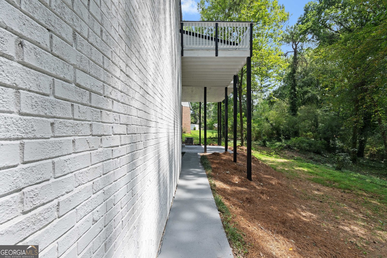 772 Brookwood Terrace Lilburn - 69