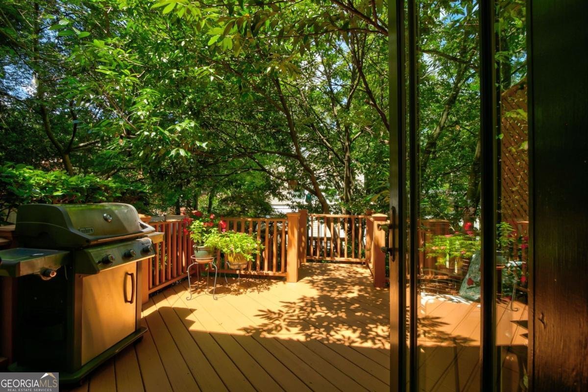 630 Cleburne Terrace Atlanta - 40