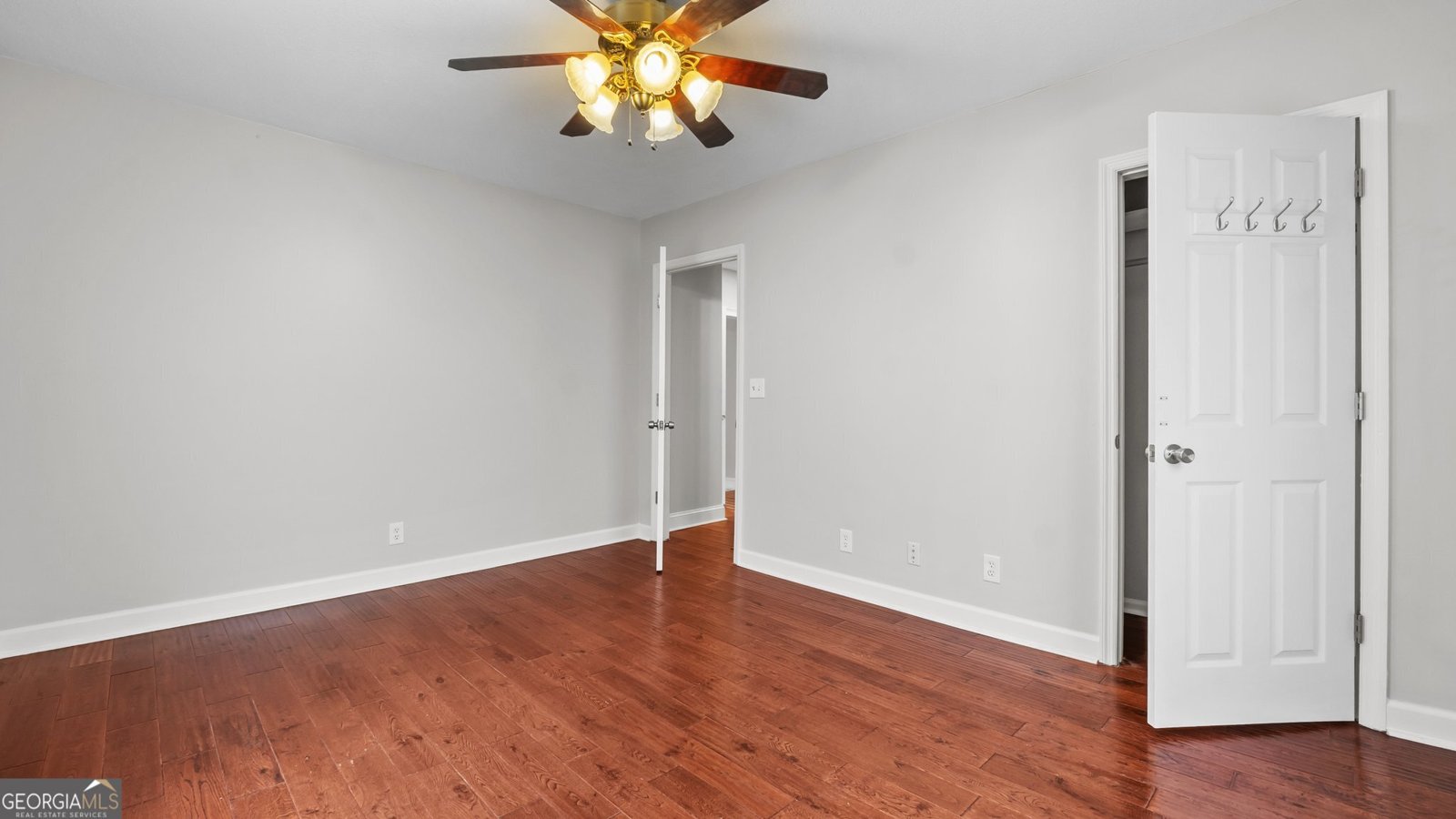 109 Crescent Avenue Rome - 10