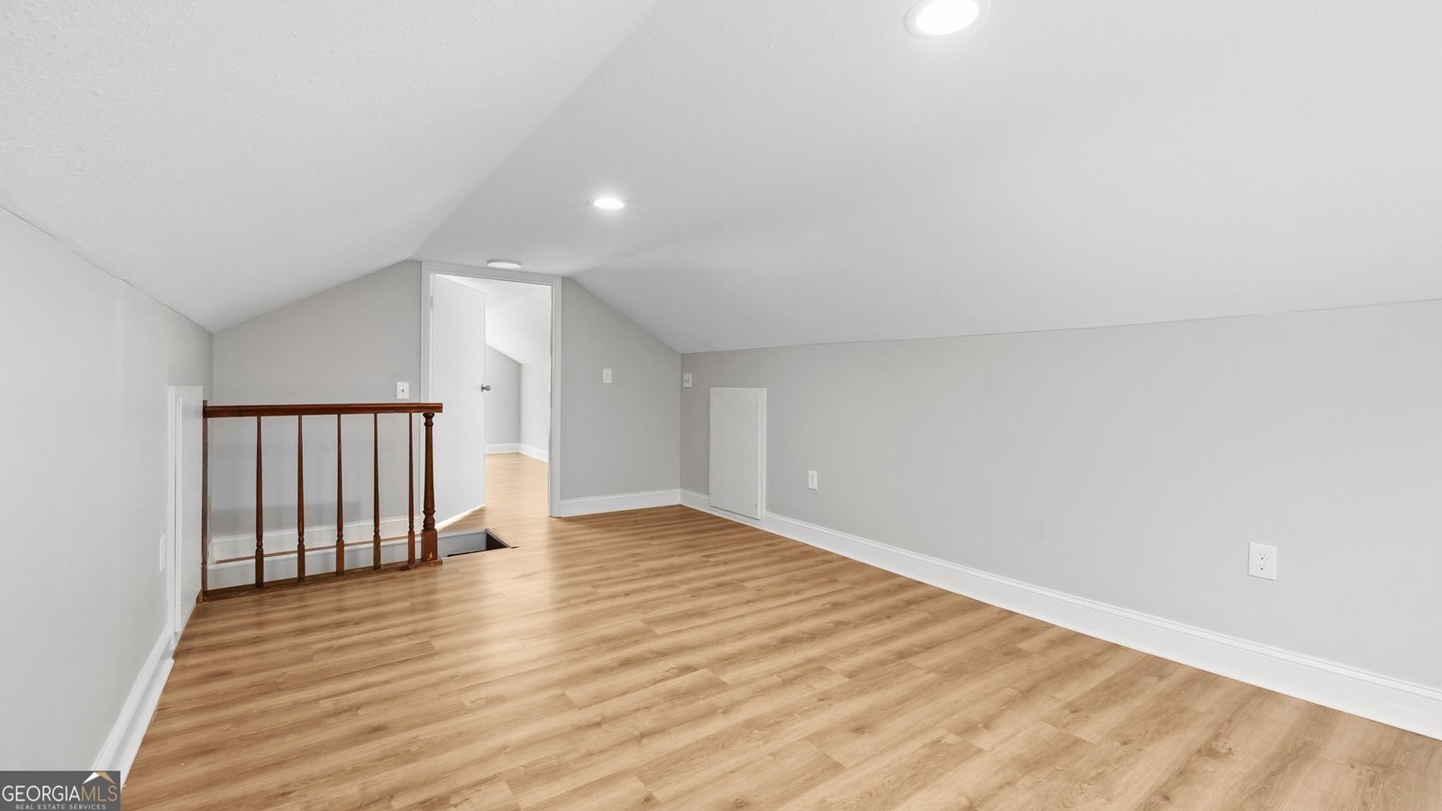 109 Crescent Avenue Rome - 17