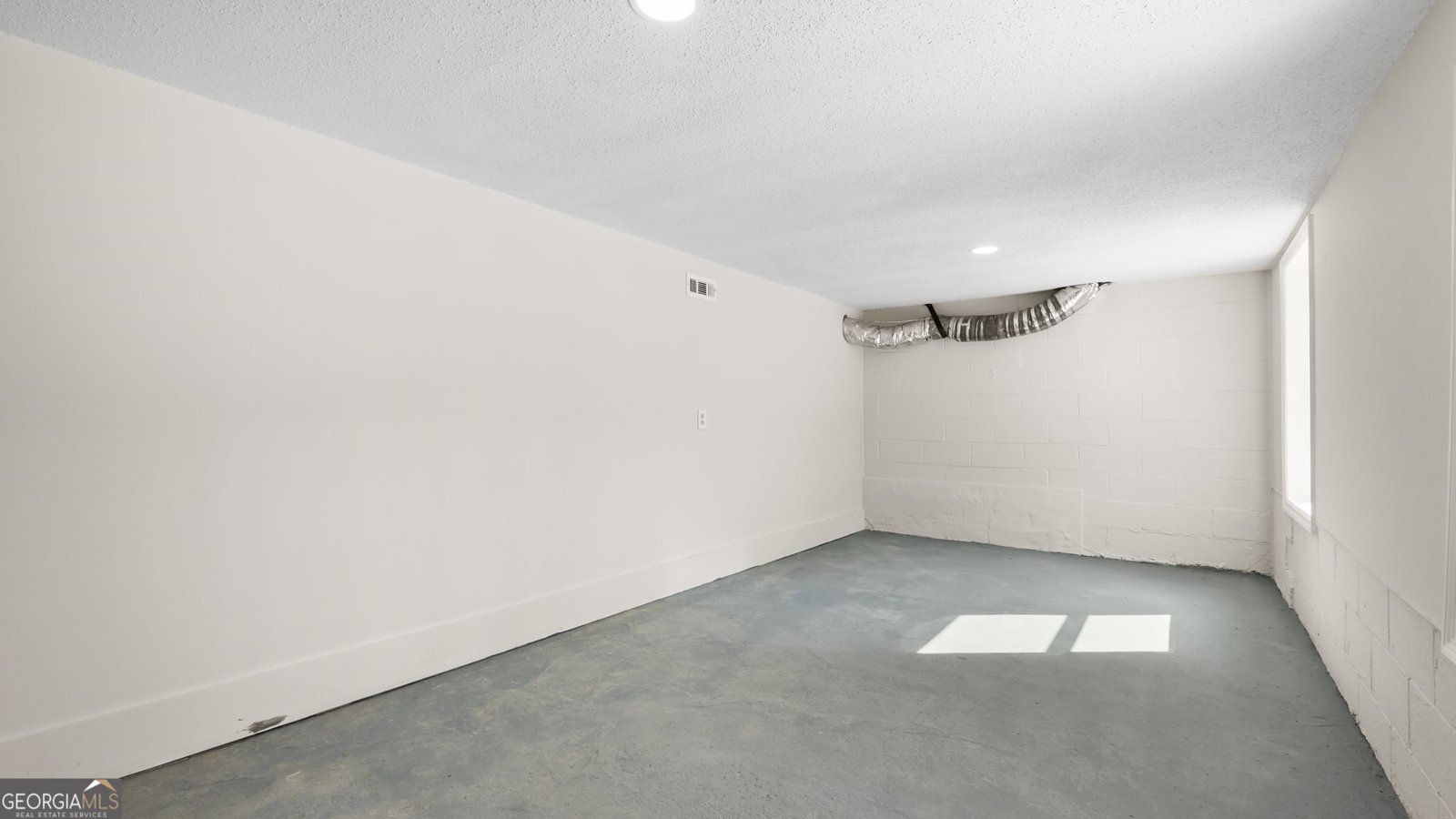 109 Crescent Avenue Rome - 25
