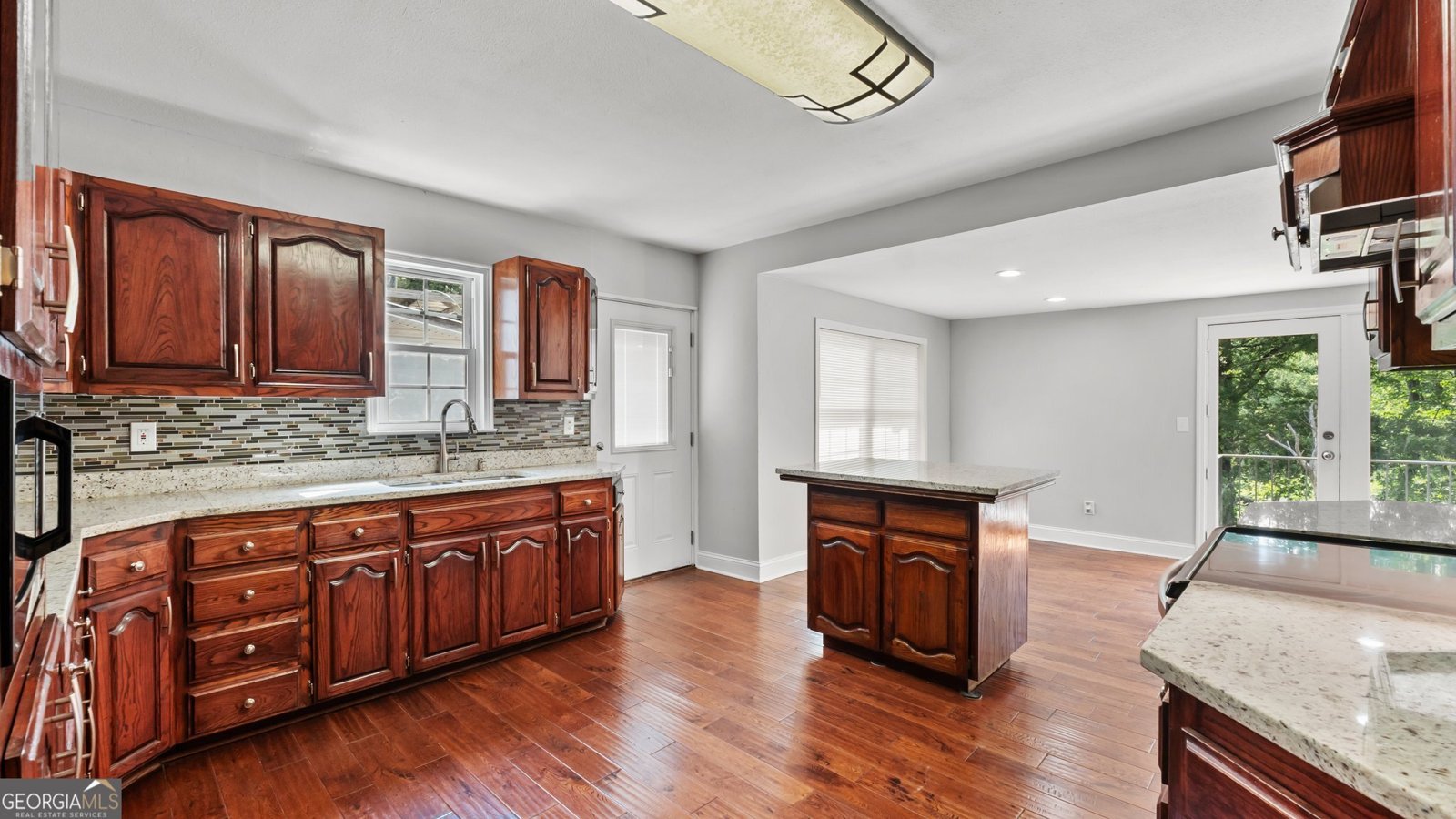 109 Crescent Avenue Rome - 7