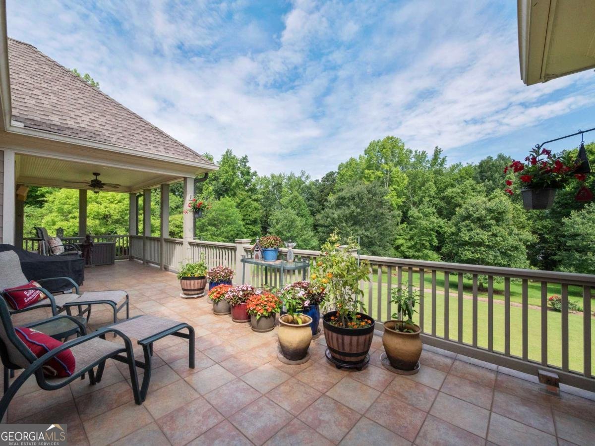 594 Peachtree Road Hoschton - 26