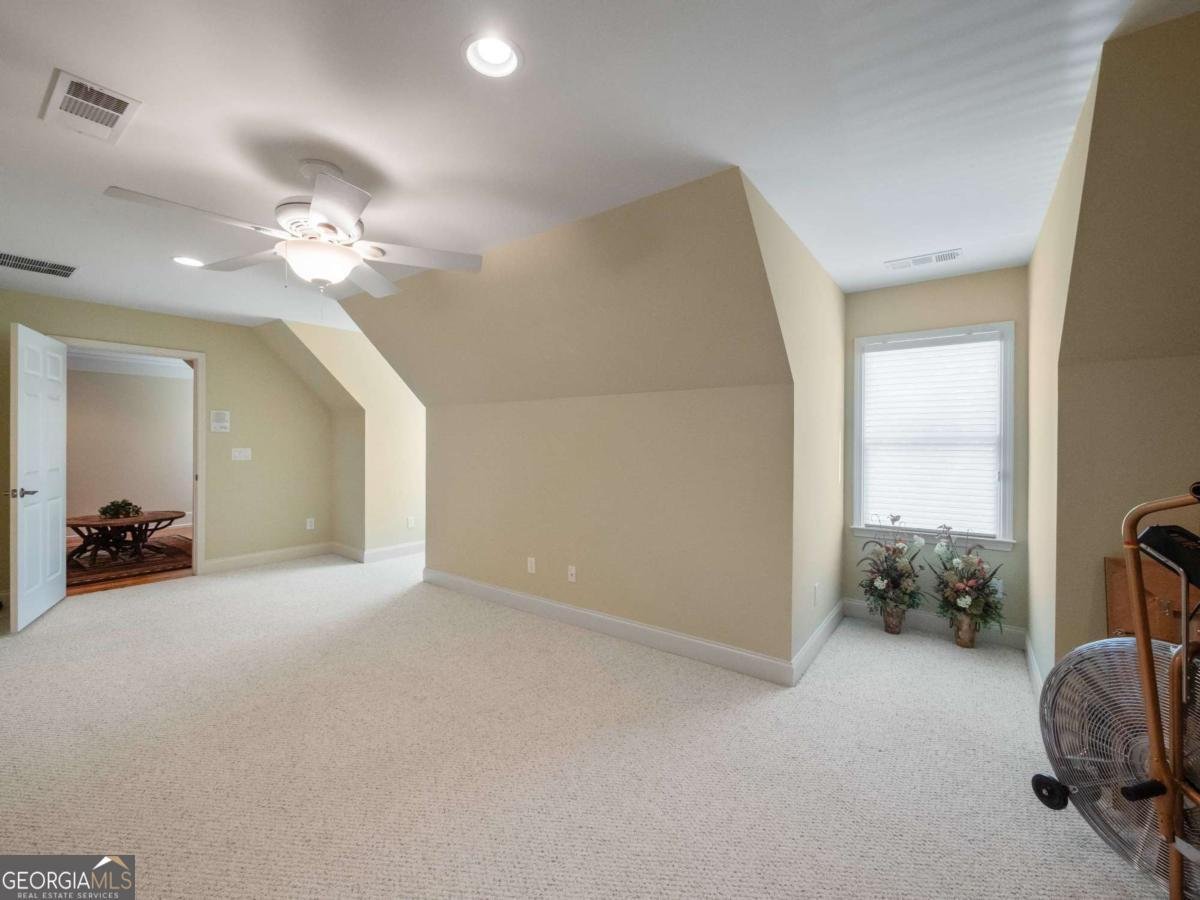 594 Peachtree Road Hoschton - 46