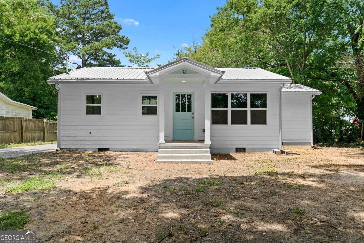 5233 Groovers Landing Road Acworth - 1