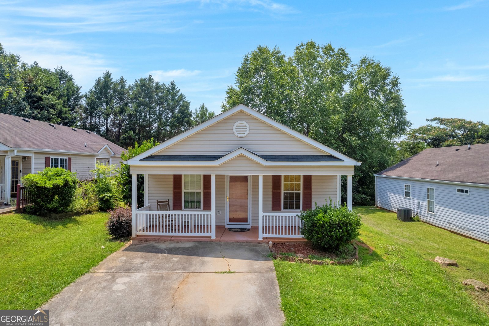 1639 Hallmark Hills Drive Griffin - 1