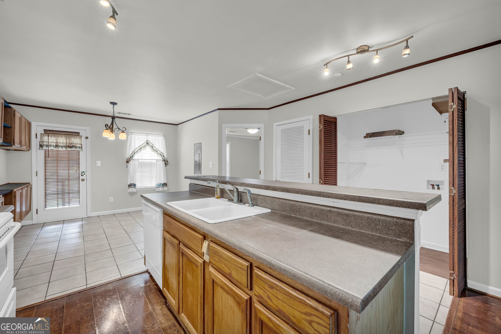 1639 Hallmark Hills Drive Griffin - 11